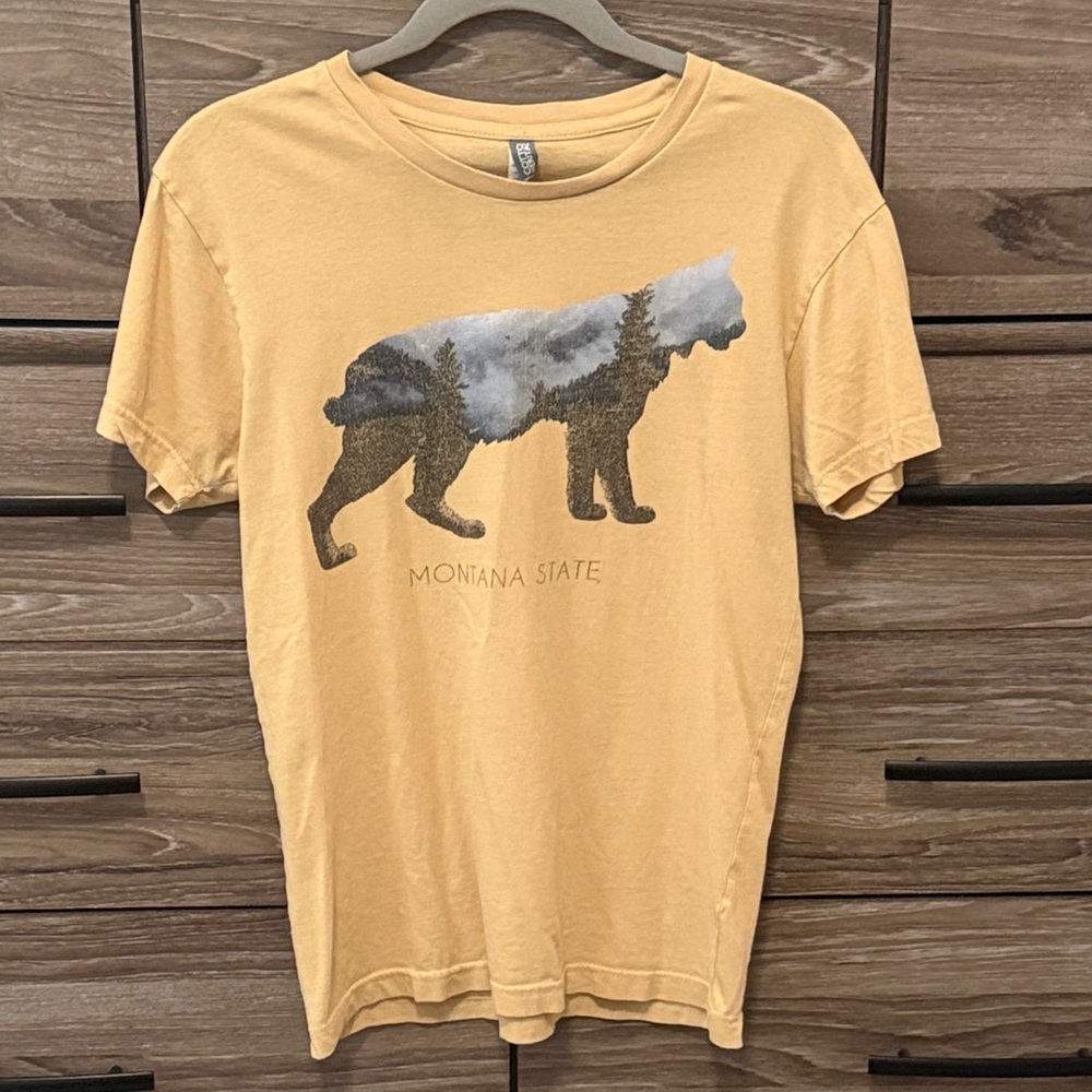 Montana State University Bobcats T-Shirt Size Small Light Gold